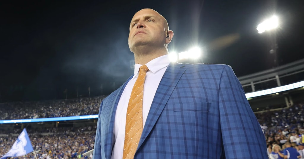 Booth Watch: Cole Cubelic returns to Kroger Field for Kentucky vs. South Alabama