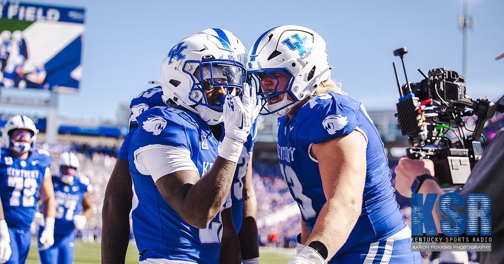 ‘Keep running the rock’: Kentucky’s ground game saves the day vs. South Alabama