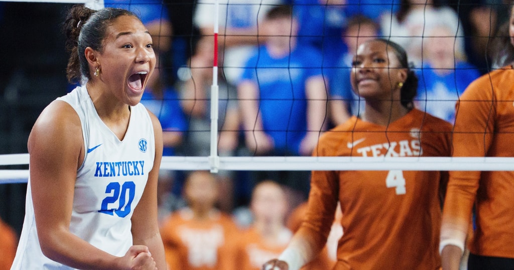 No Gaerte, No Problem: No. 3 Kentucky VB sweeps No. 7 Texas