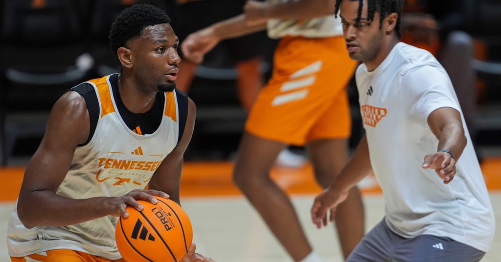 Rick Barnes has an idea for the NCAA and court battles with fifth-year players
