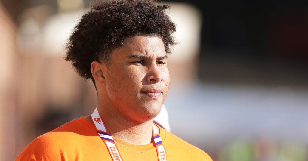 Four-star priority offensive line target raves about latest Clemson visit