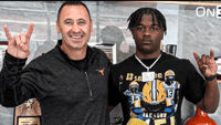 Ezavier Crowell