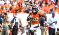 carolina-panthers-pick-up-former-oregon-running-back-royce-freeman-off-waivers