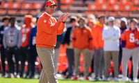 watch-clemson-uses-trickery-score-touchdown-vs-wake-forest-will-shipley-davis-allen