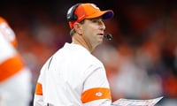 dabo-swinney-gives-glowing-wide-receiver-update-following-first-scrimmage