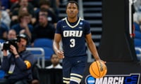 former-oral-roberts-point-guard-max-abmas-explains-chosing-texas-over-kansas-state-transfer-portal