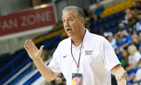 john-calipari-doesnt-plan-switch-offense-once-kentuckys-bigs-return