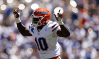 Florida Gators inside linebacker Grayson Howard (10) gestures during the first half at the Orange and Blue spring football game at Steve Spurrier Field at Ben Hill Griffin Stadium in Gainesville, FL on Saturday, April 13, 2024. [Matt Pendleton/Gainesville Sun]