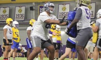 coaches-on-the-road-lsu-checks-in-on-multiple-4-star-recruits