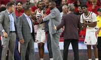 Nick Pringle technical foul in Arkansas vs. Winthrop