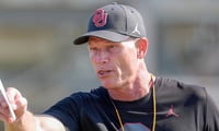 2026-08-11T174015Z_194741652_MT1USATODAY29559336_RTRMADP_3_OKLAHOMA-HEAD-COACH-BRENT-VENABLES-RUNS-DRILLS-DURING-AN-OU (1)