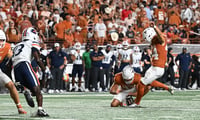 texas_vs_utsa-3425_spetic
