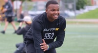 Quarterback Justin Dixon