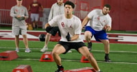 Oklahoma football offensive tackle Cooper Hackett