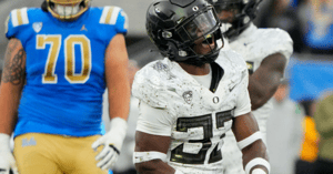 jeffrey-bassa-settling-in-at-linebacker-for-ducks-after-mid-season-position-switch
