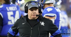 Mark Stoops coaching during Auburn game - Dr. Michael Huang, Kentucky Sports Radio