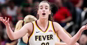 Caitlin-Clark-reacts-controversial-ending-Liberty-loss-Stephanie-White-calls-out-refs