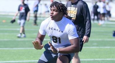 2027 TX OL Kennedy Brown1.jpg