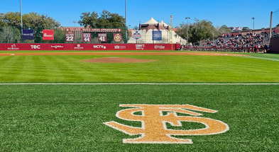 Buster Posey on-field ceremony, thanks Mike Martin Sr and FSU fans 