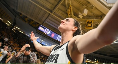 Caitlin Clark and Hawkeye women try to balance stardom and maturity