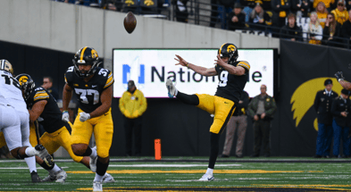 LOOK: Iowa Wearing Gold Jerseys Vs Minnesota - Go Iowa Awesome