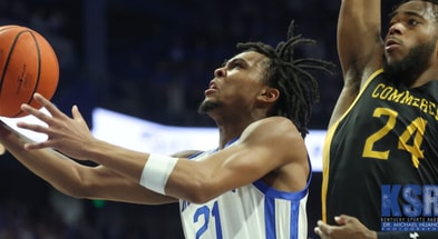 Louisville player throws water bottle at Kentucky fans (and probably missed  his target because he plays for Louisville) - On3