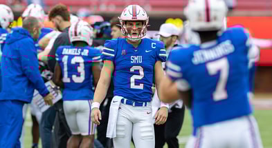 smu-qb-preston-stone-leaves-navy-game-with-injury
