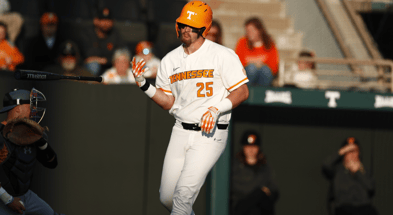 blake-burke-ejected-in-tennessee-baseball-matchup-vs-illinois
