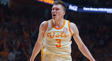 Dalton Knecht on Monday made Tennessee basketball program history by winning the SEC's Player of the Week award for the fourth time.