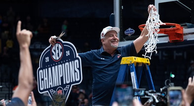Bruce Pearl (Photo by USA Today)