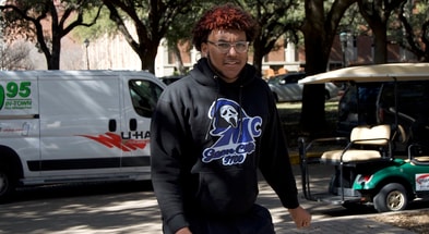 smu-coaching-stands-out-to-elite-ot-john-turntine
