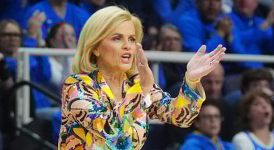 on3.com/kim-mulkey-embraces-lsu-gymnastics-team-at-championship-parade/