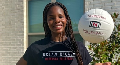 Keoni Williams 2026 Nebraska volleyball middle blocker commit