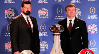 Ohio State HC Ryan Day and Georgia HC Kirby Smart at the 2022 Peach Bowl