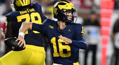 Michigan QB Davis Warren started his first career game in a 30-10 win over Fresno State. (Lon Horwedel/The Wolverine)