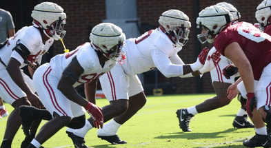 Alabama DL Jordan Renaud and Jehiem Oatis