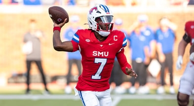 rhett-lashlee-names-kevin-jennings-as-smu-starting-qb-preston-stone-now-2nd-string