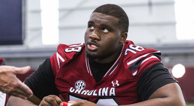 south carolina gamecocks offensive lineman trovon baugh