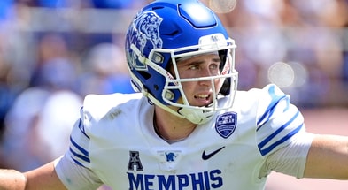 Memphis QB Seth Henigan