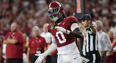 Alabama LB Deontae Lawson (2)