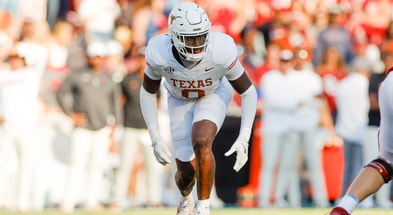texas-linebacker-anthony-hill-explains-post-torn-baker-mayfield-jersey-red-river-rivalry
