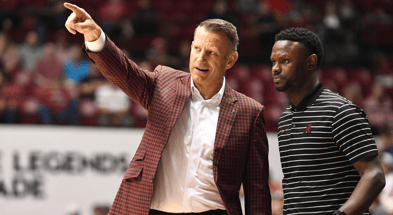 Alabama coaches Nate Oats and Antoine Pettway