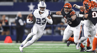 Former South Carolina running back Rico Dowdle carrying the ball for the Dallas Cowboys on Monday Night Football. Photo by: Tim Heitman-Imagn Images