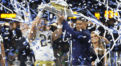 Notre Dame HC Marcus Freeman, LB Jack Kiser