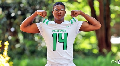South Carolina EDGE target Rodney Dunham is pictured at his high school (Photo: On3)
