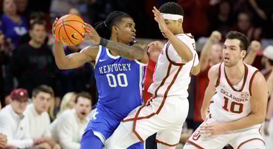 Kentucky G Otega Oweh vs Oklahoma's Jeremiah Fears, via Alonzo Adams-Imagn Images
