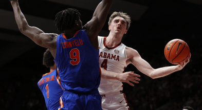 Alabama forward Grant Nelson