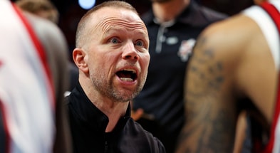 Louisville HC Pat Kelsey