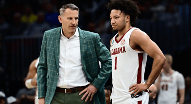 Alabama coach Nate Oats and guard Mark Sears