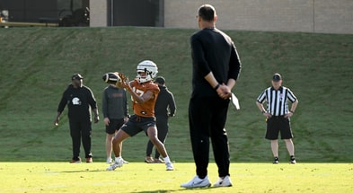 Steve Sarkisian, Daylan McCutcheon